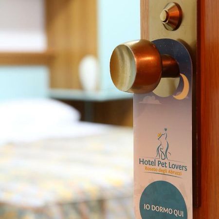 Hotel Marina Roseto Degli Abruzzi Extérieur photo