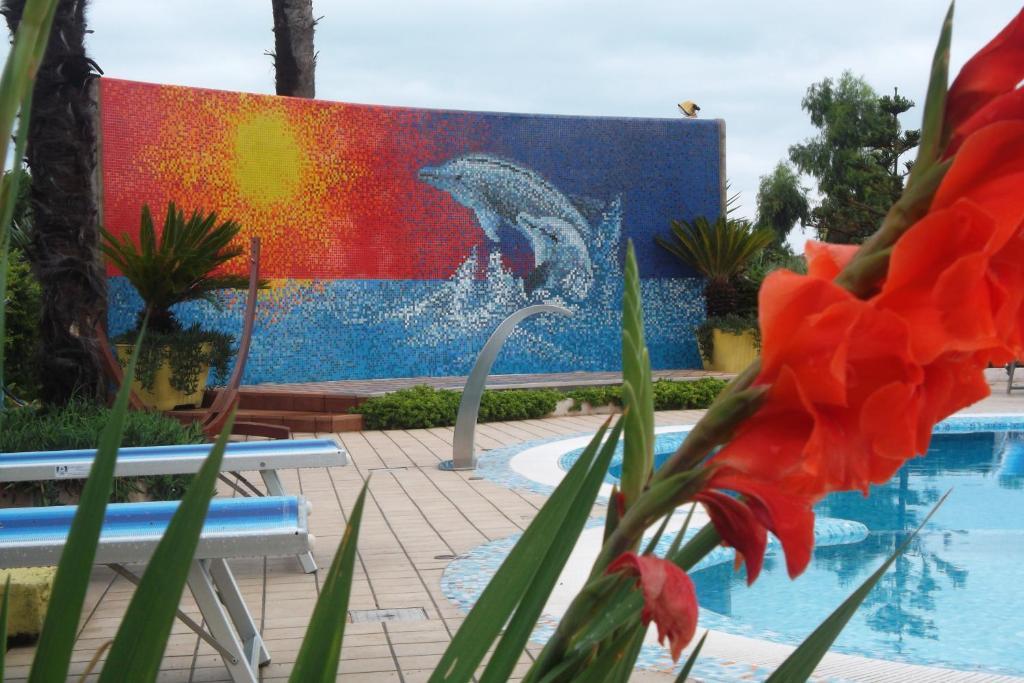 Hotel Marina Roseto Degli Abruzzi Extérieur photo