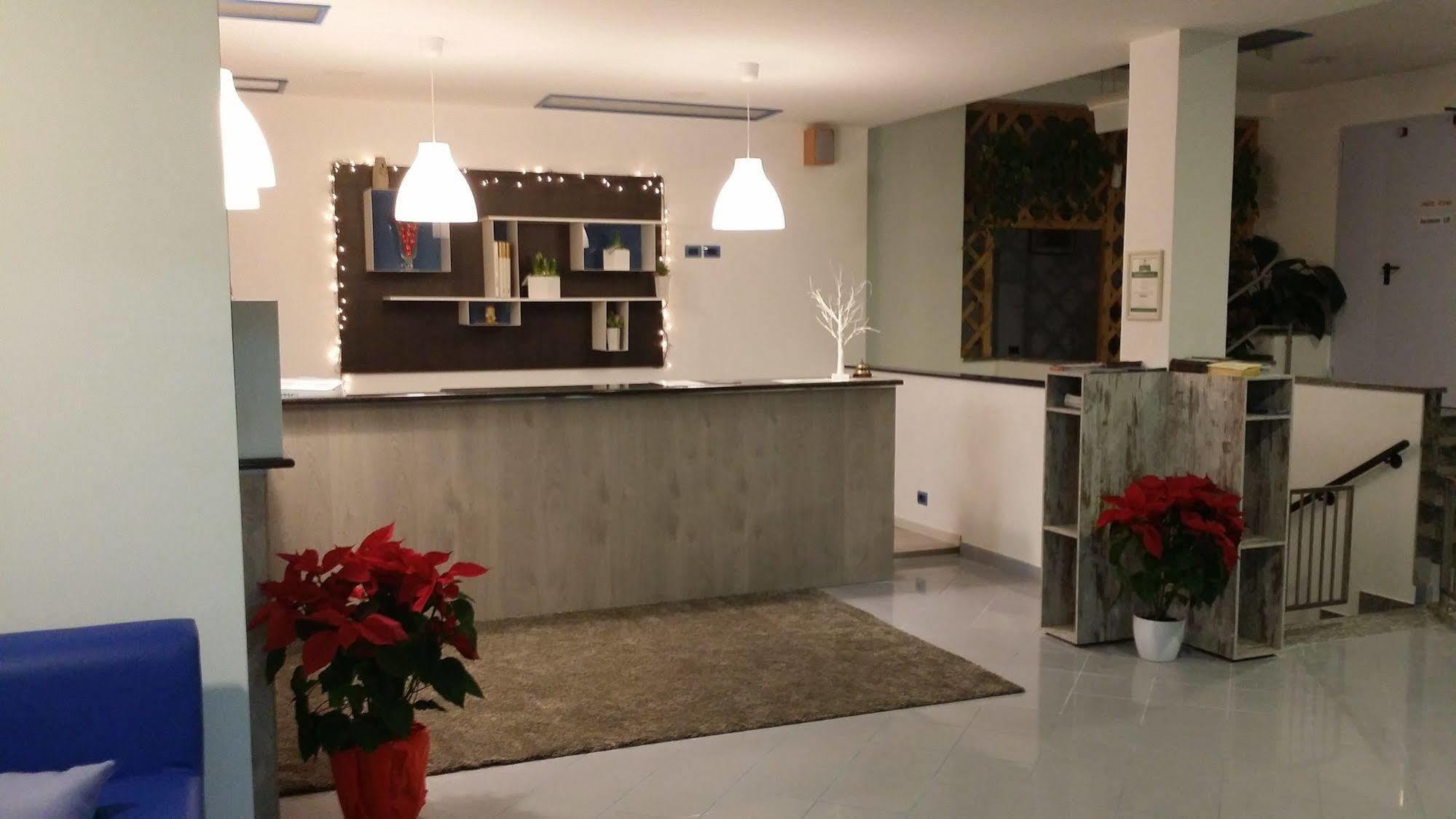 Hotel Marina Roseto Degli Abruzzi Extérieur photo