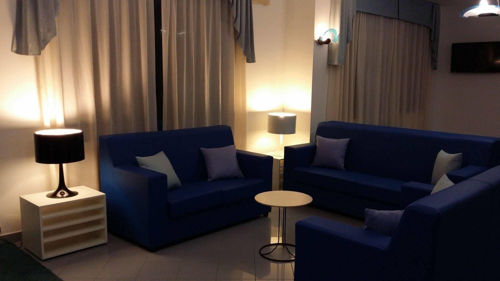 Hotel Marina Roseto Degli Abruzzi Extérieur photo